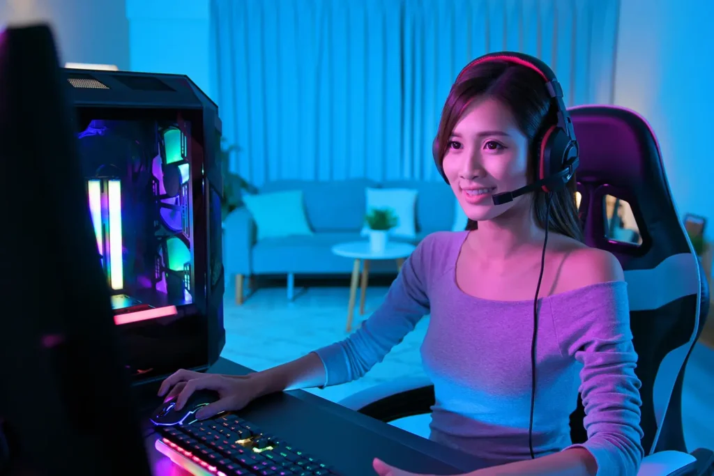 Woman Smile Blue Purple Personal Computer Entertainment 1659530 Pxhere.com 1024x683